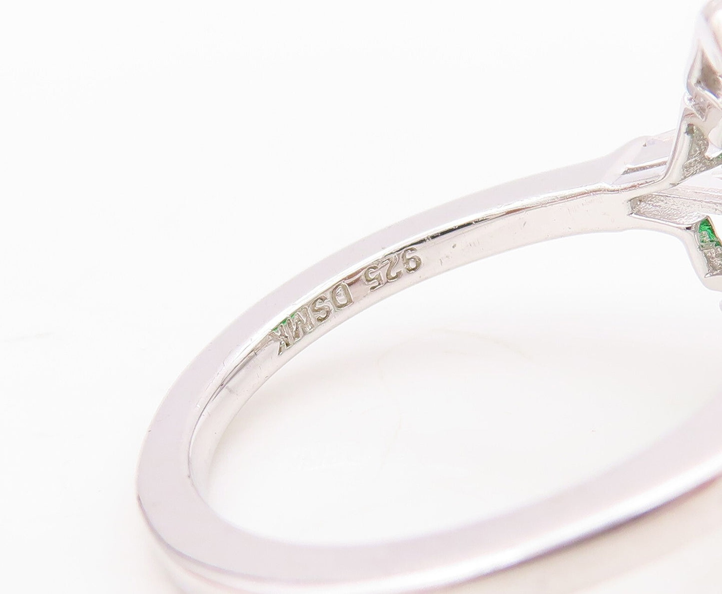 925 Sterling Silver Vintage Ring Drop Cut Green Halo White CZ Inlay Sz 7 RG30446