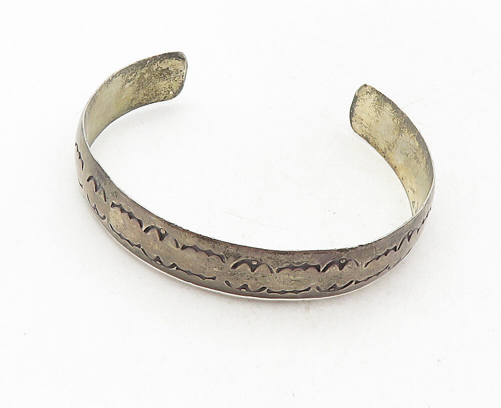 925 Sterling Silver  Vintage Antique Dark Tone Etched Cuff Bracelet  BT4099