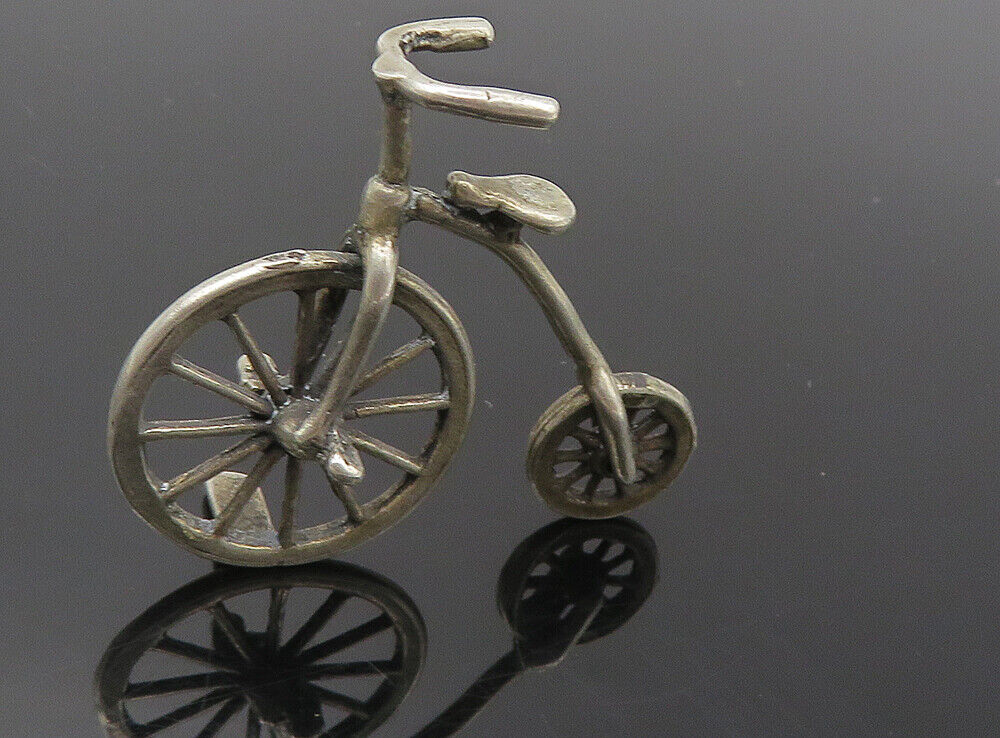 925 Sterling Silver  Vintage Old Fashioned Large Wheel Bicycle Trinket  TR1439