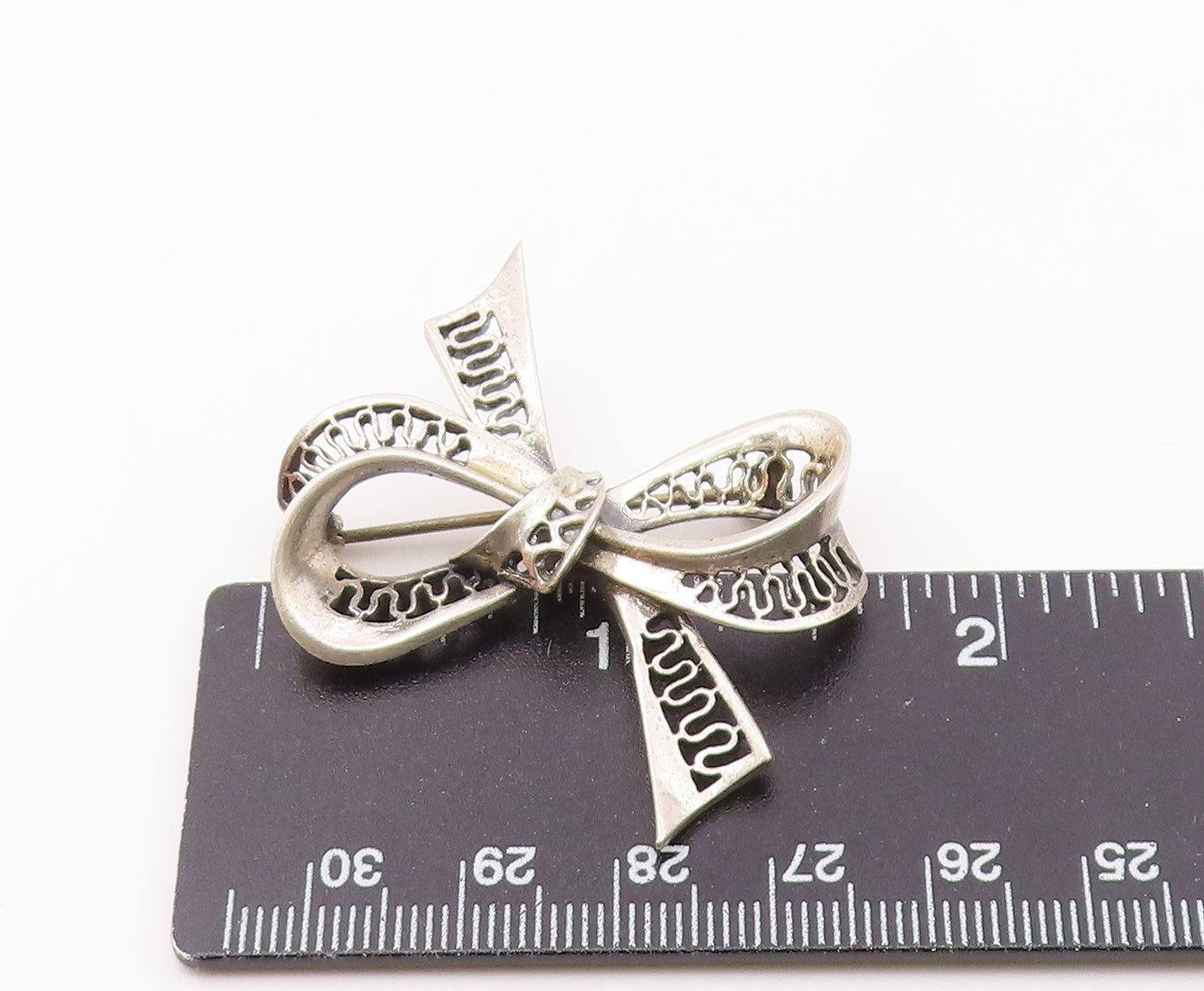 DANECRAFT 925 Silver  Vintage Openwork Waves Ribbon Bow Tie Brooch Pin BP9928