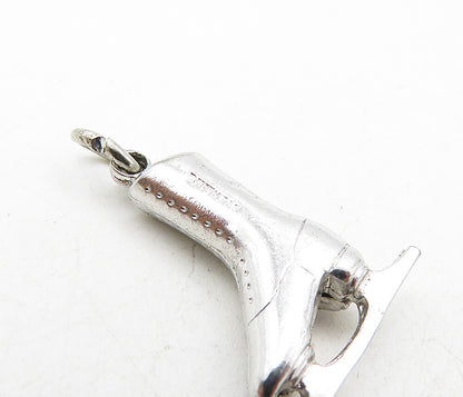 925 Sterling Silver  Vintage Shiny Petite Ice Skate Motif Pendant  PT6804