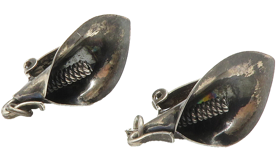 NE FROM DENMARK 925 Silver  Vintage Flower Motif Non Pierce Earrings  EG7550