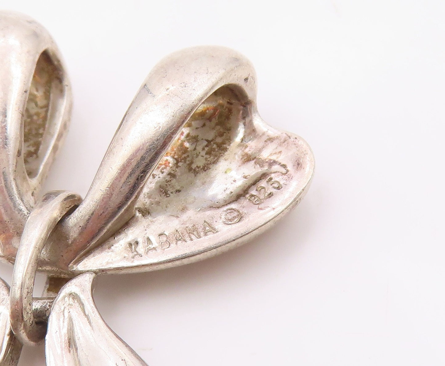 KABANA 925 Sterling Silver  Vintage Shiny Bow Tied Ribbon Pendant  PT16074