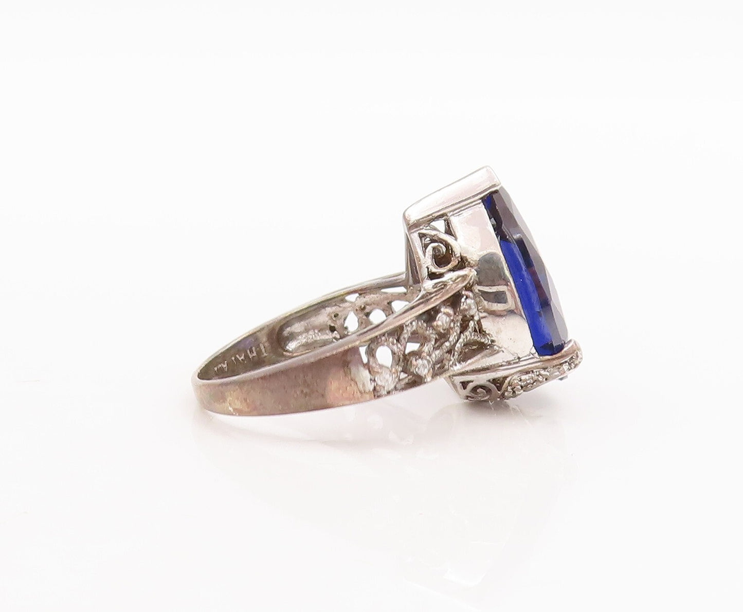 925 Sterling Silver Vintage Ring Sapphire Swirly Carved CZ Inlay  Sz 6  RG29613