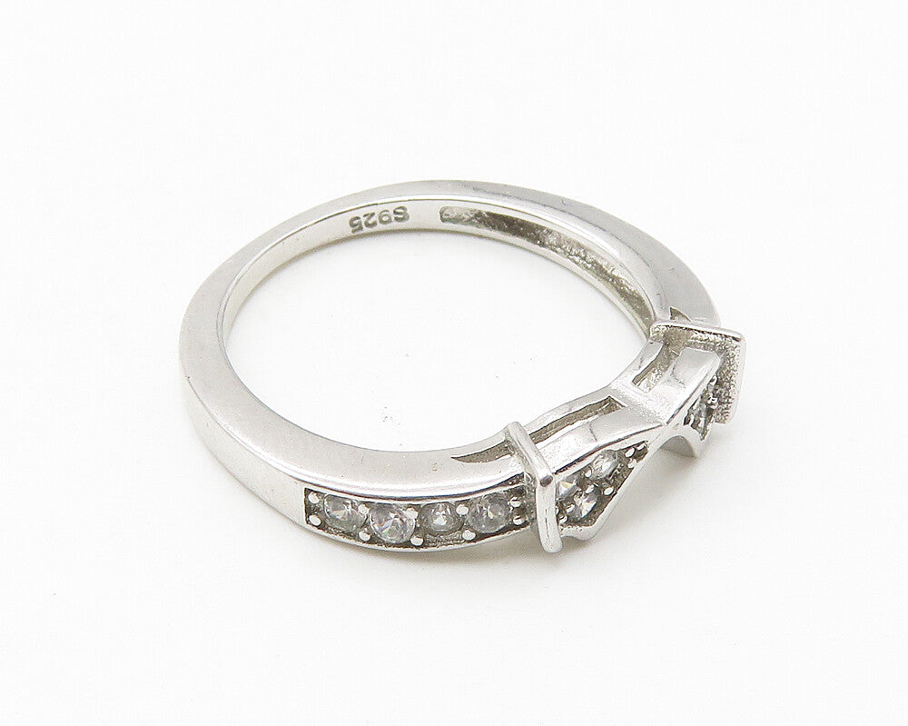 925 Sterling Silver  White Topaz Shiny Polished Band Ring Sz 5.5  RG10386