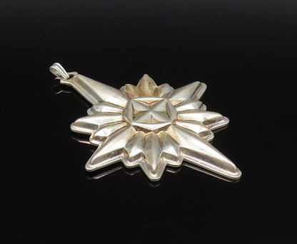 REED & BARTON 925 Silver  Vintage Christmas Star Ornate Pendant  PT21673