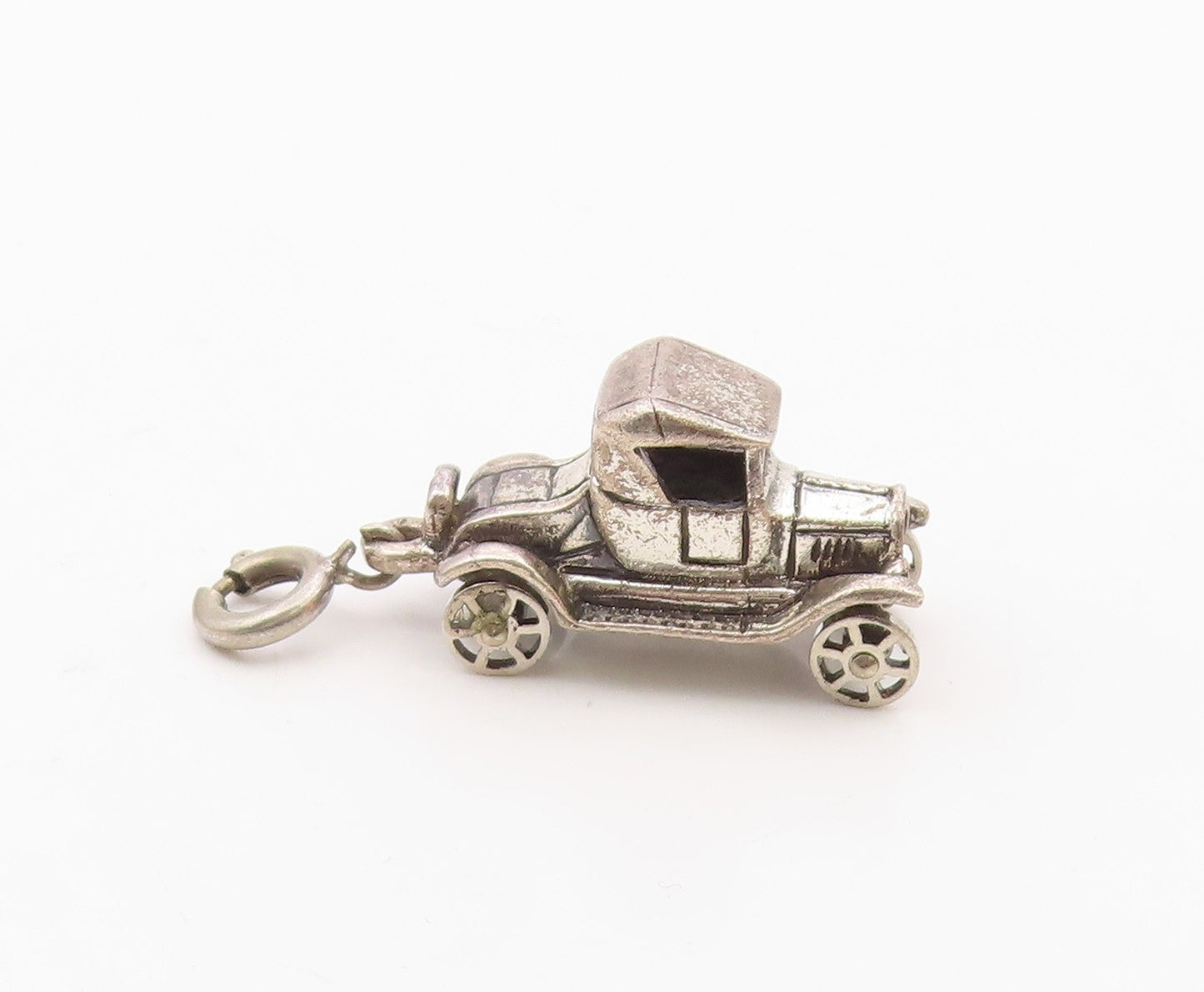 925 Sterling Silver  Vintage Old Fashioned Car Motif Pendant (SPINS)  PT18119