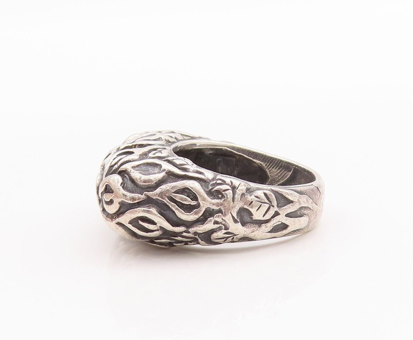 925 Sterling Silver Vintage Ring Solid Domed Carved Leaves  Sz 6 RG28642