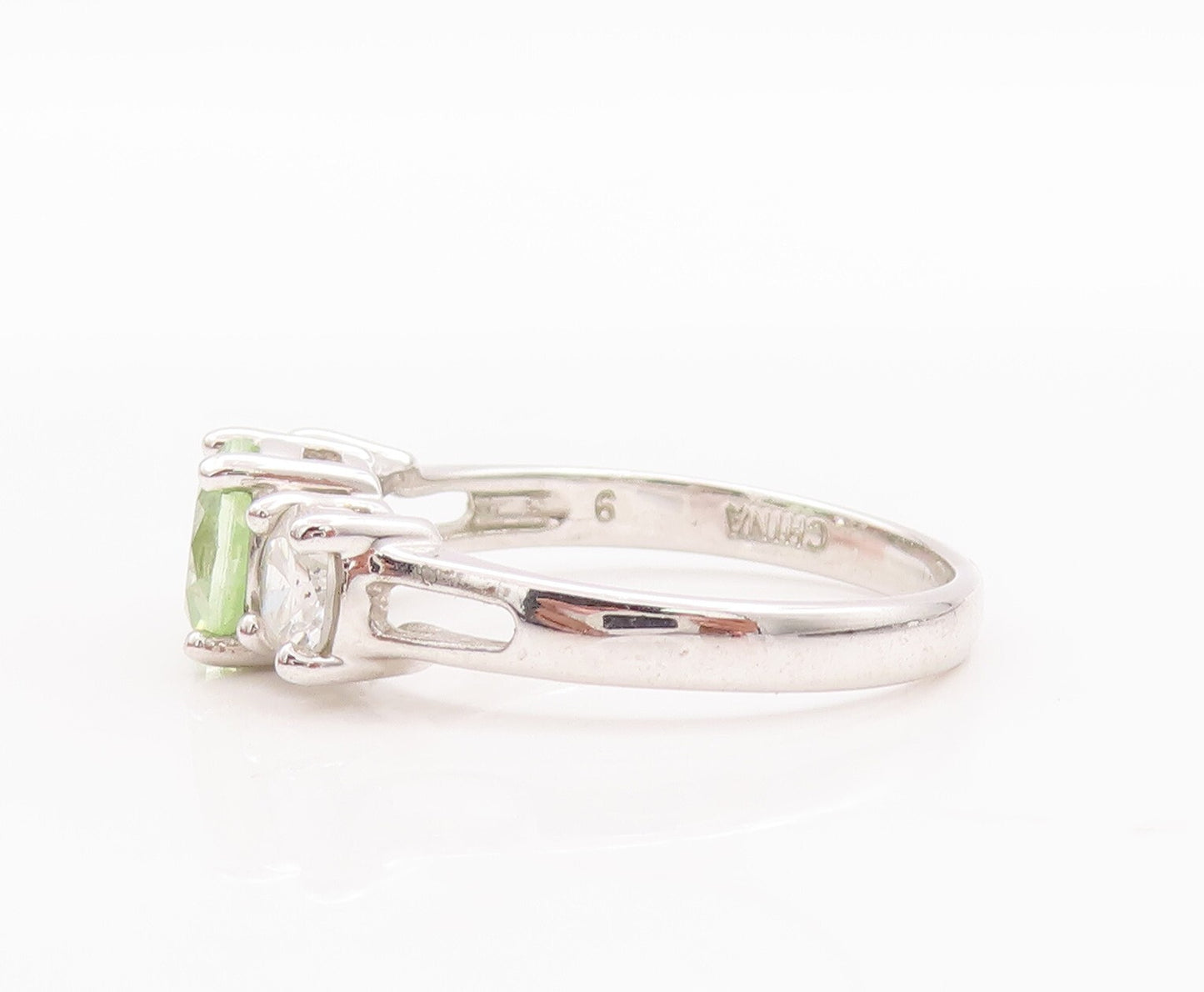 925 Sterling Silver Vintage Ring Green Main & White Side CZ Stone  Sz 9  RG28577