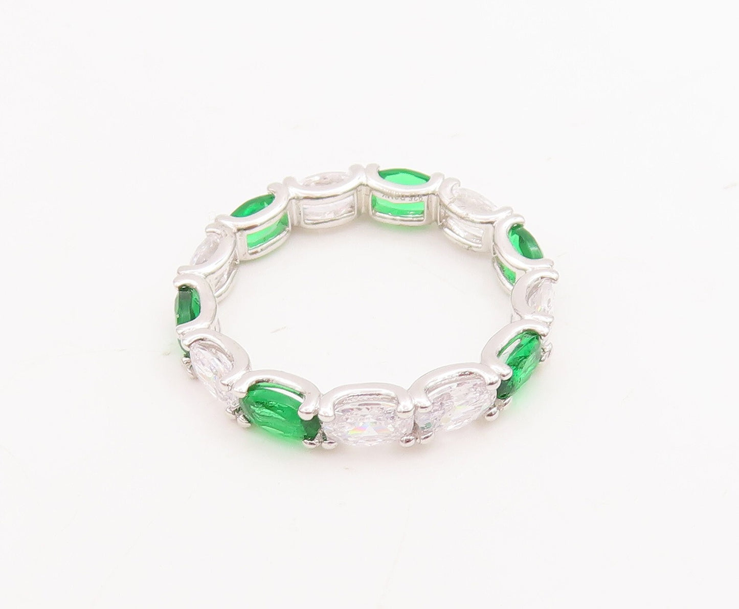 925 Sterling Silver Vintage Ring Oval Cut Peridot & CZ 360 Ring   Sz 7  RG29012