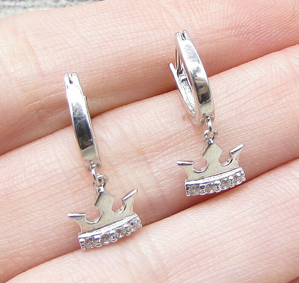 925 Sterling Silver White Cubic Zirconia Royal Crown Huggie Earrings EG1081