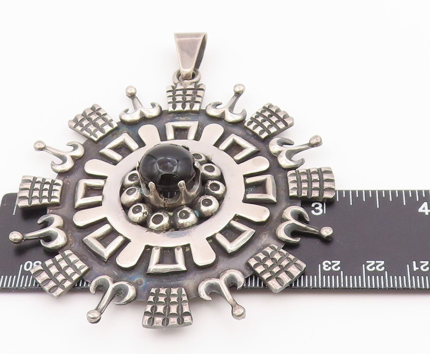 925 Sterling Silver Vintage Pendant LOS BALLESTEROS Onyx Large Aztec Sun PT26375