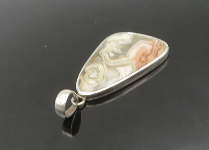925 Sterling Silver  Vintage Agate Shiny Bail Pendant  PT17630