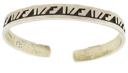 NAVAJO 925 Silver  Vintage Oxidized Pattern Petite Cuff Bracelet  BT6297