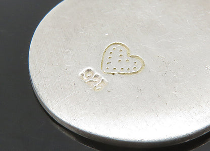 925 Sterling Silver  Vintage Grandma Love Heart Round Pendant  PT18591