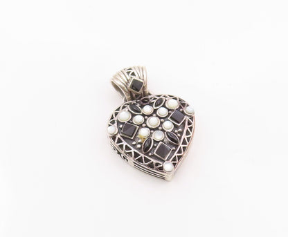 925 Silver  Vintage Mother Of Pearl & Black Onyx Love Heart Pendant  PT17930