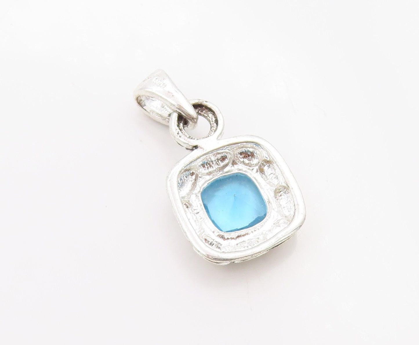 925 Sterling Silver Vintage Pendant Blue Topaz Pebbled Geometric Charm  PT25042