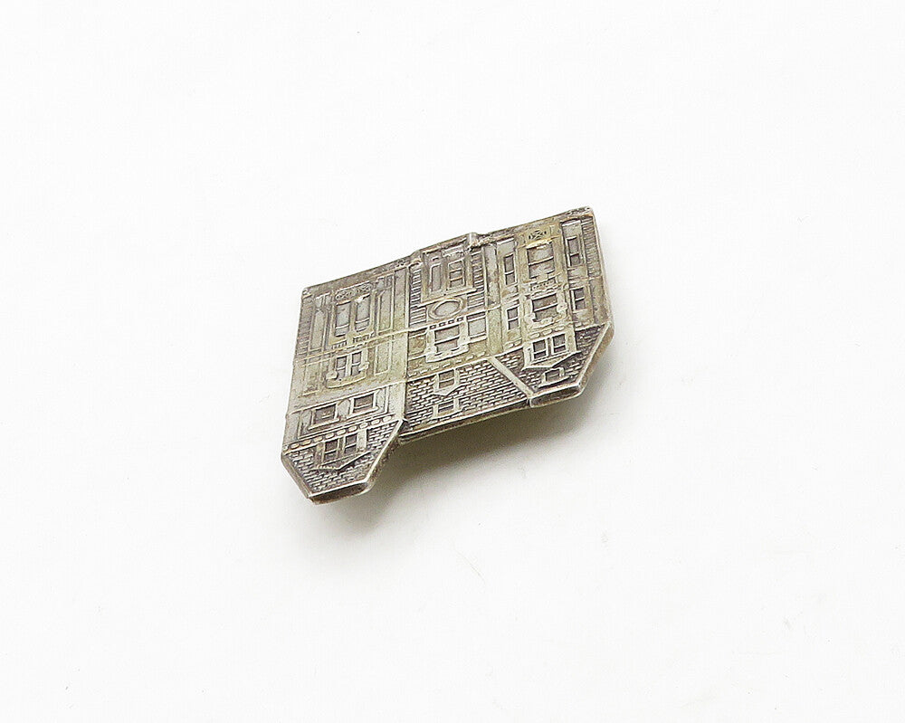 MFA 925 Sterling Silver  Vintage Shiny Dark Tone House Brooch Pin  BP7657