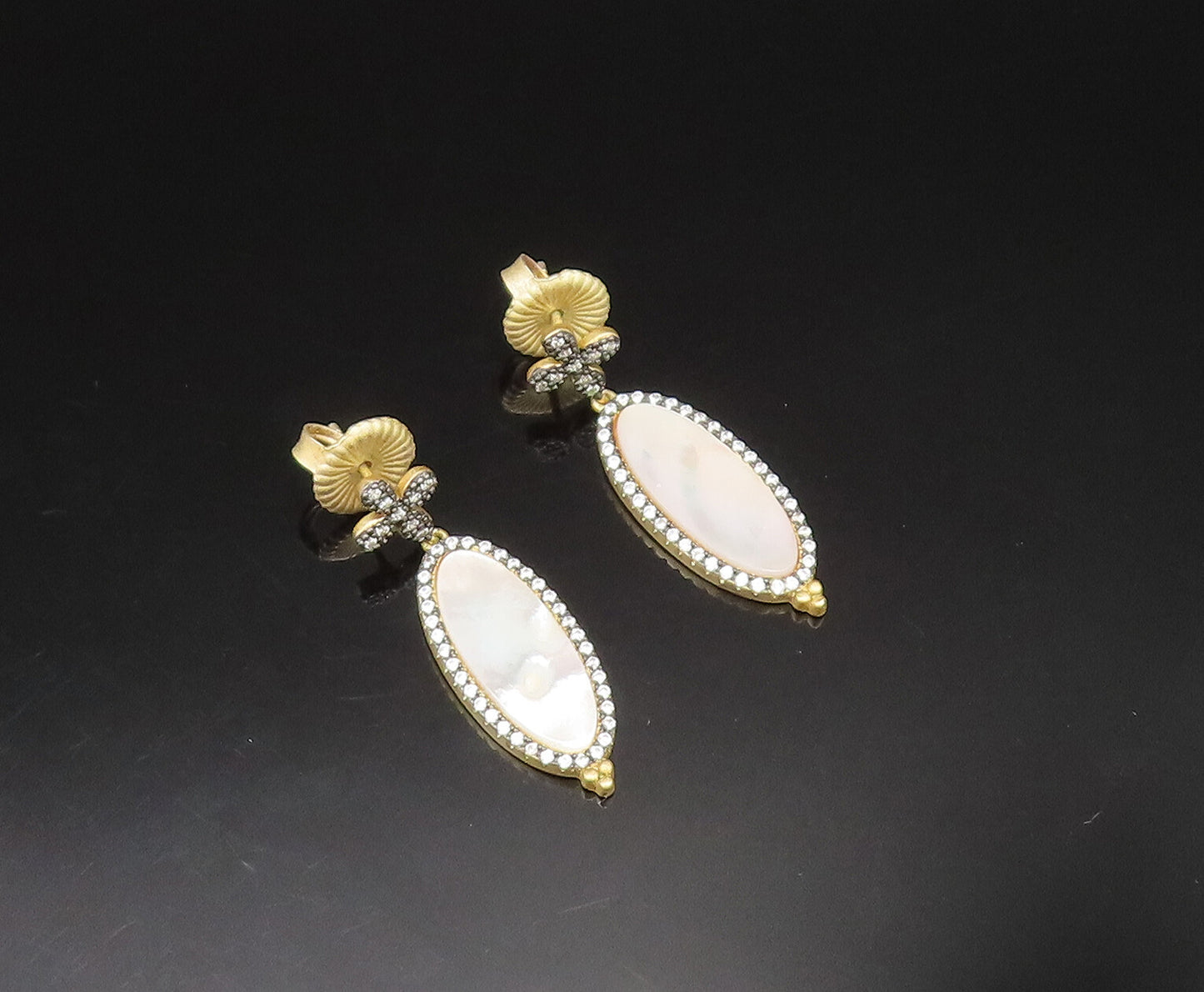 DESIGNER 925 Silver  Vintage Mother Of Pearl & Cubic Zirconia Earrings EG11755