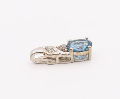 925 Sterling Silver  Vintage Shiny Prong Set Blue Topaz Pendant  PT15849