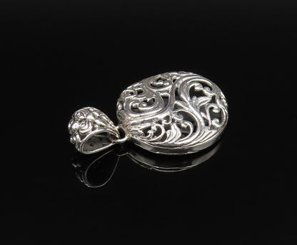 925 Sterling Silver  Vintage Openwork Floral Vine Round Pendant  PT21501