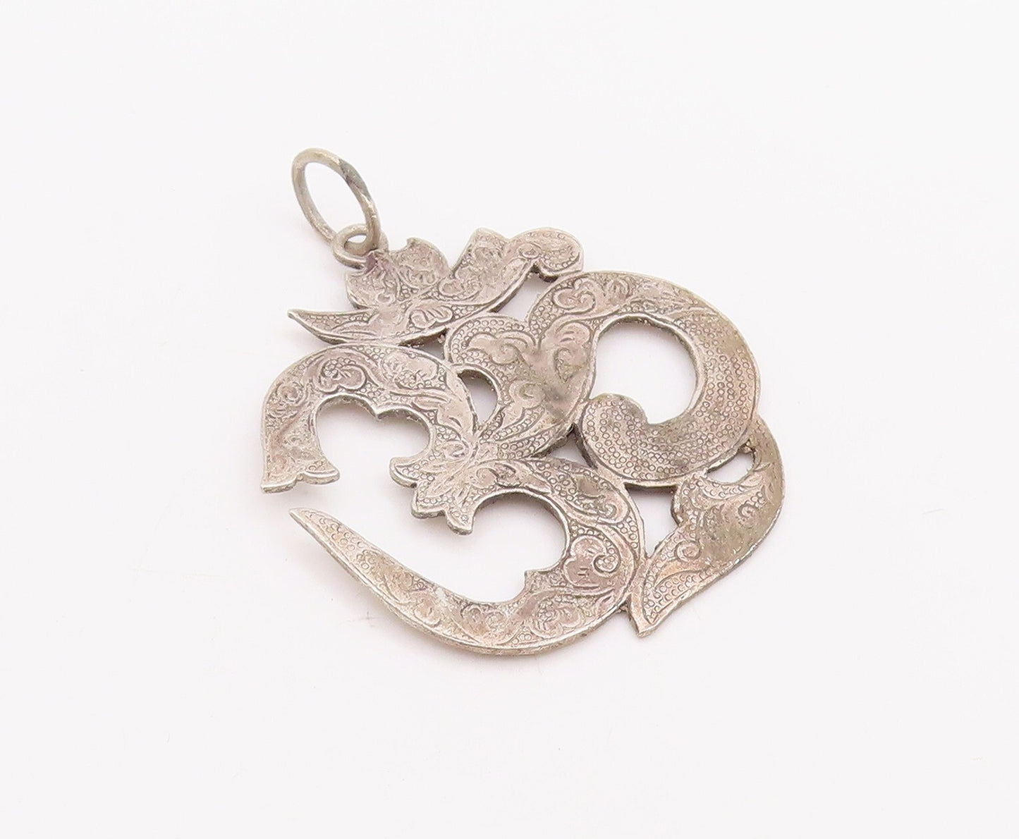 925 Sterling Silver Vintage Pendant Cutout Carved Religious Symbol OM  PT23384