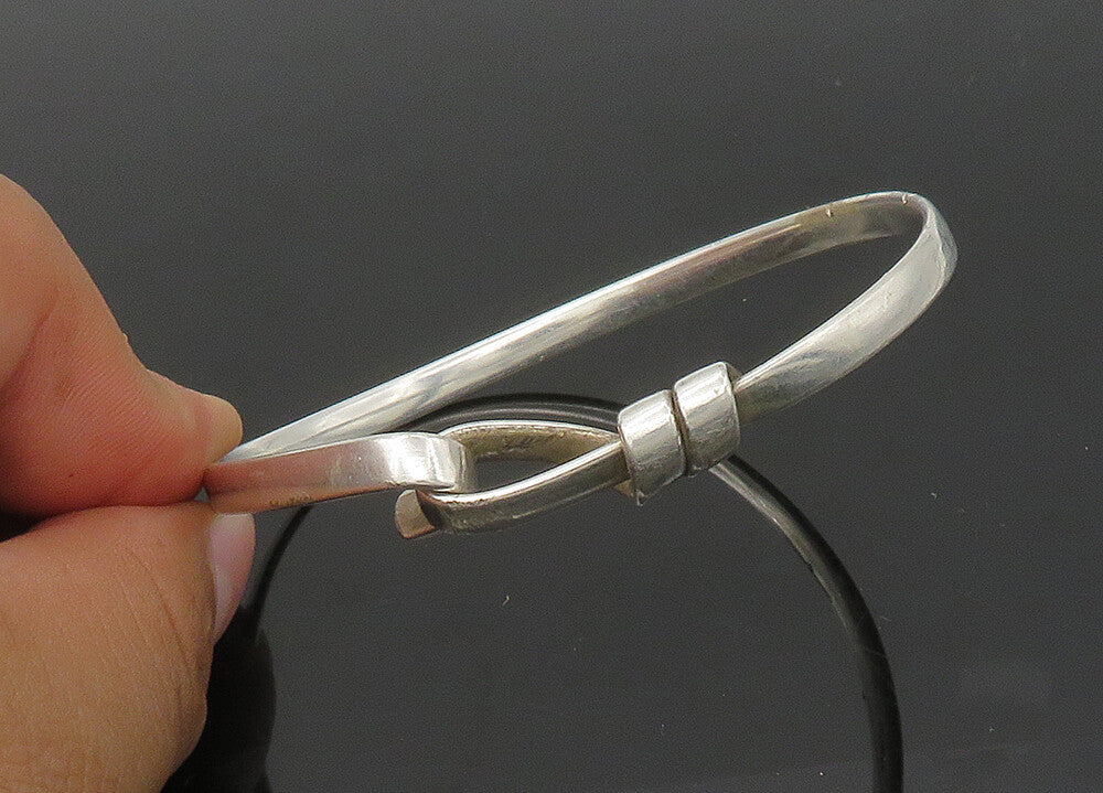 GAETAN 925 Sterling Silver  Vintage Shiny Loop Hook Bangle Bracelet  BT8885