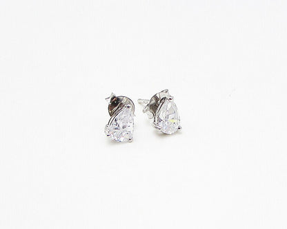 925 Sterling Silver  Faceted White Topaz Tear Drop Stud Earrings  EG1809