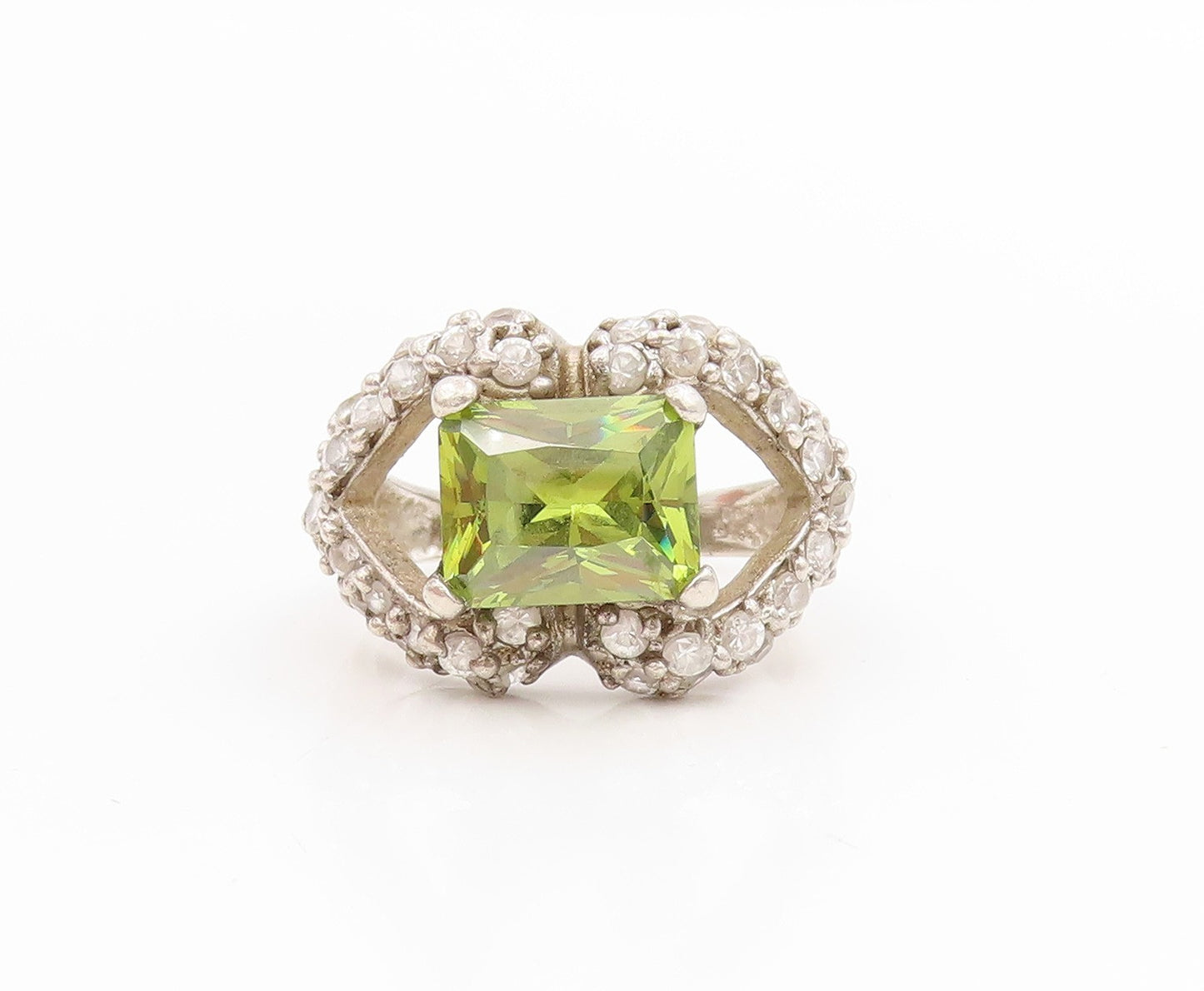 925 Sterling Silver Vintage Ring Peridot & CZ Open Love Heart  Sz 8.5  RG34434