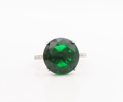 925 Sterling Silver Vintage Ring Minimalist Round Green Halo CZ  Sz 7.5 RG29517