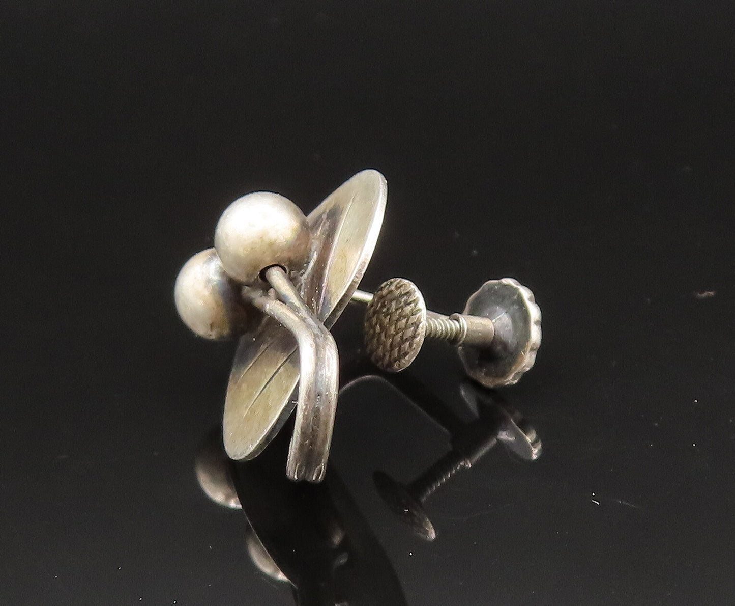 925 Silver  Vintage Antique Cherries Heart Leaf Screw Back Earrings  EG11707