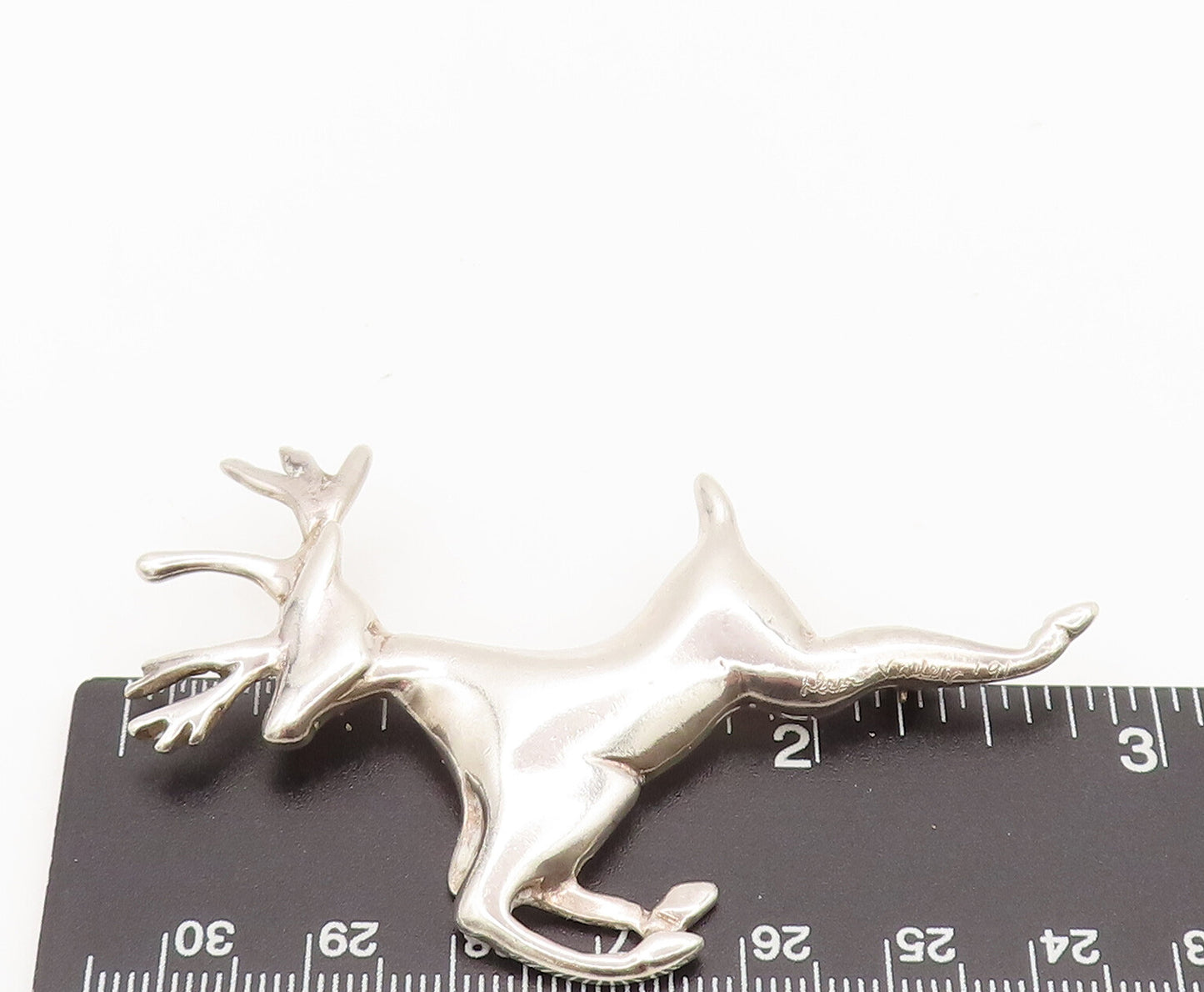 925 Sterling Silver  Vintage Designer Carved Running Deer Brooch Pin  BP10339