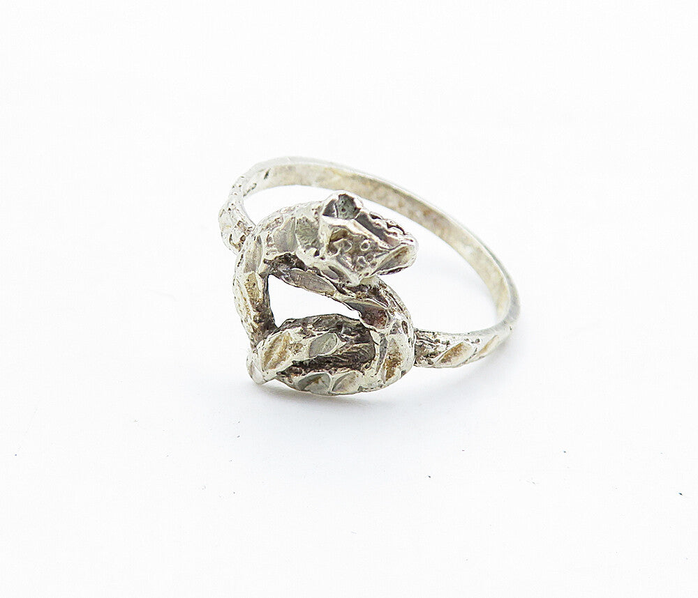 925 Sterling Silver Vintage Shiny Etched Snake Motif Band Ring Sz 8 RG5814