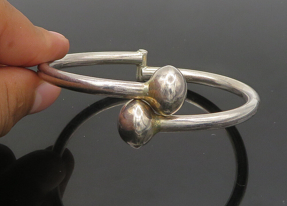 925 Sterling Silver  Vintage Hollow Round Ends Bypass Bangle Bracelet  BT8452