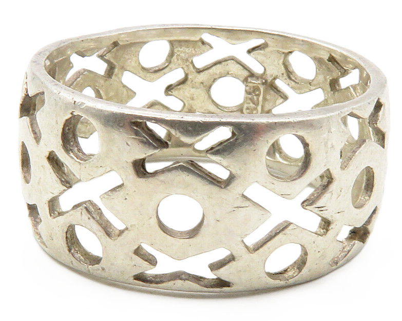 925 Sterling Silver  Vintage XO Hugs & Kisses Cutout Band Ring Sz 8  RG11859