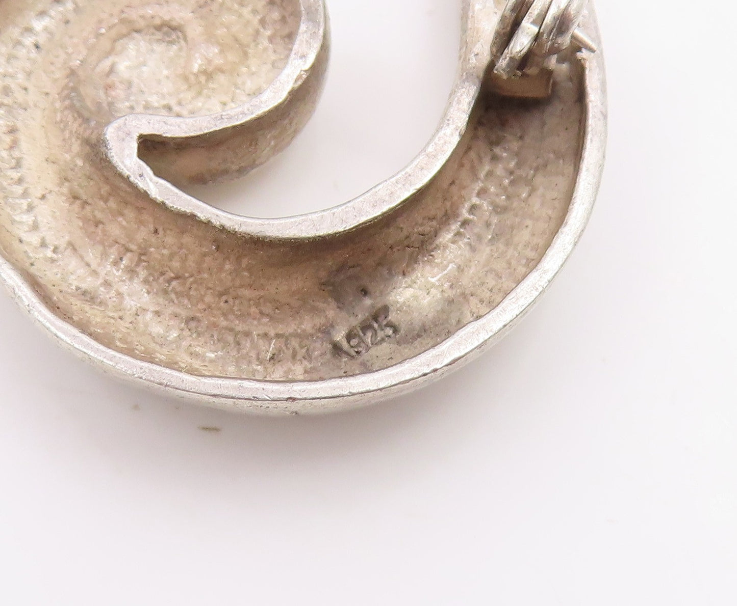 925 Sterling Silver Vintage Brooch Pin Modernist Swirly Open Love Heart  BP12388