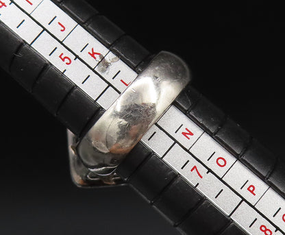 925 Sterling Silver  Vintage Hammered Frame Blue Topaz Ring Sz 6  RG25747