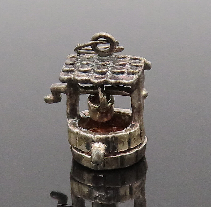 925 Sterling Silver  Vintage Mini 3D Carved Water Well Pendant  PT22230