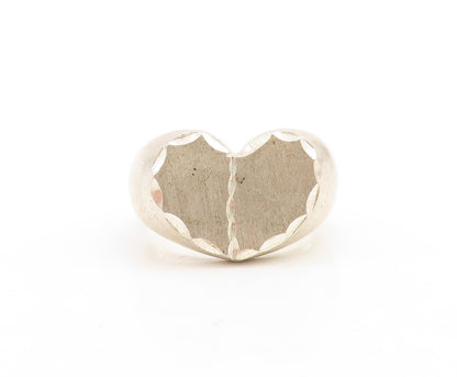 925 Sterling Silver Vintage Ring Solid Diamond Cut Border Heart  Sz 8  RG31203