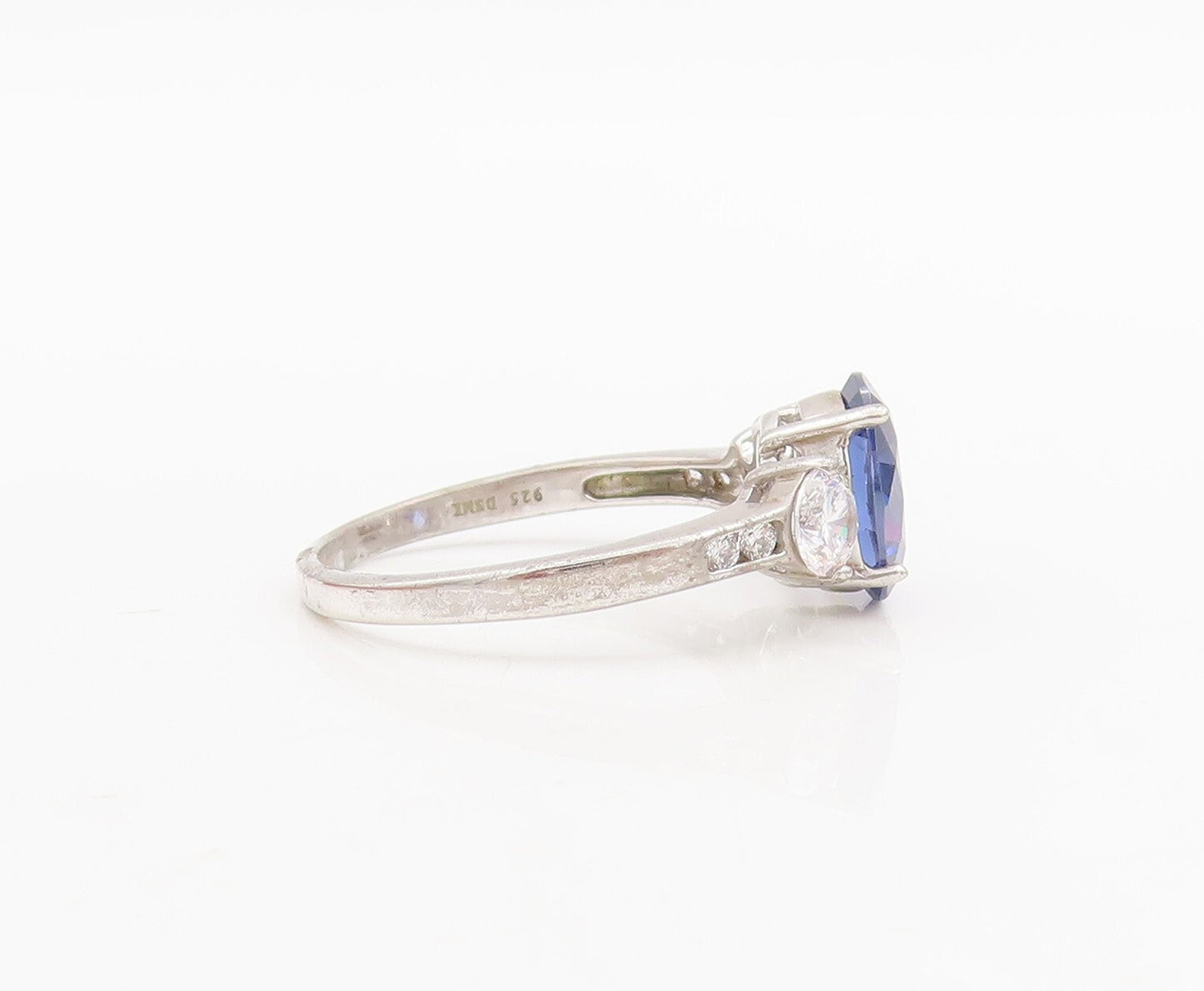 925 Sterling Silver Vintage Ring Oval Sapphire Round CZ Sidestone Sz 7.5 RG29042