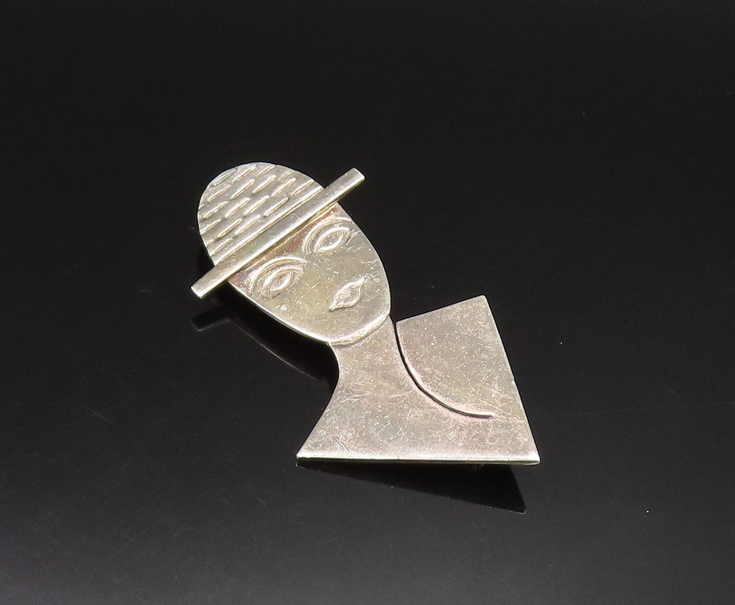 MEXICO 925 Silver  Vintage Engraved Man With Hat Flat Brooch Pin  BP9676