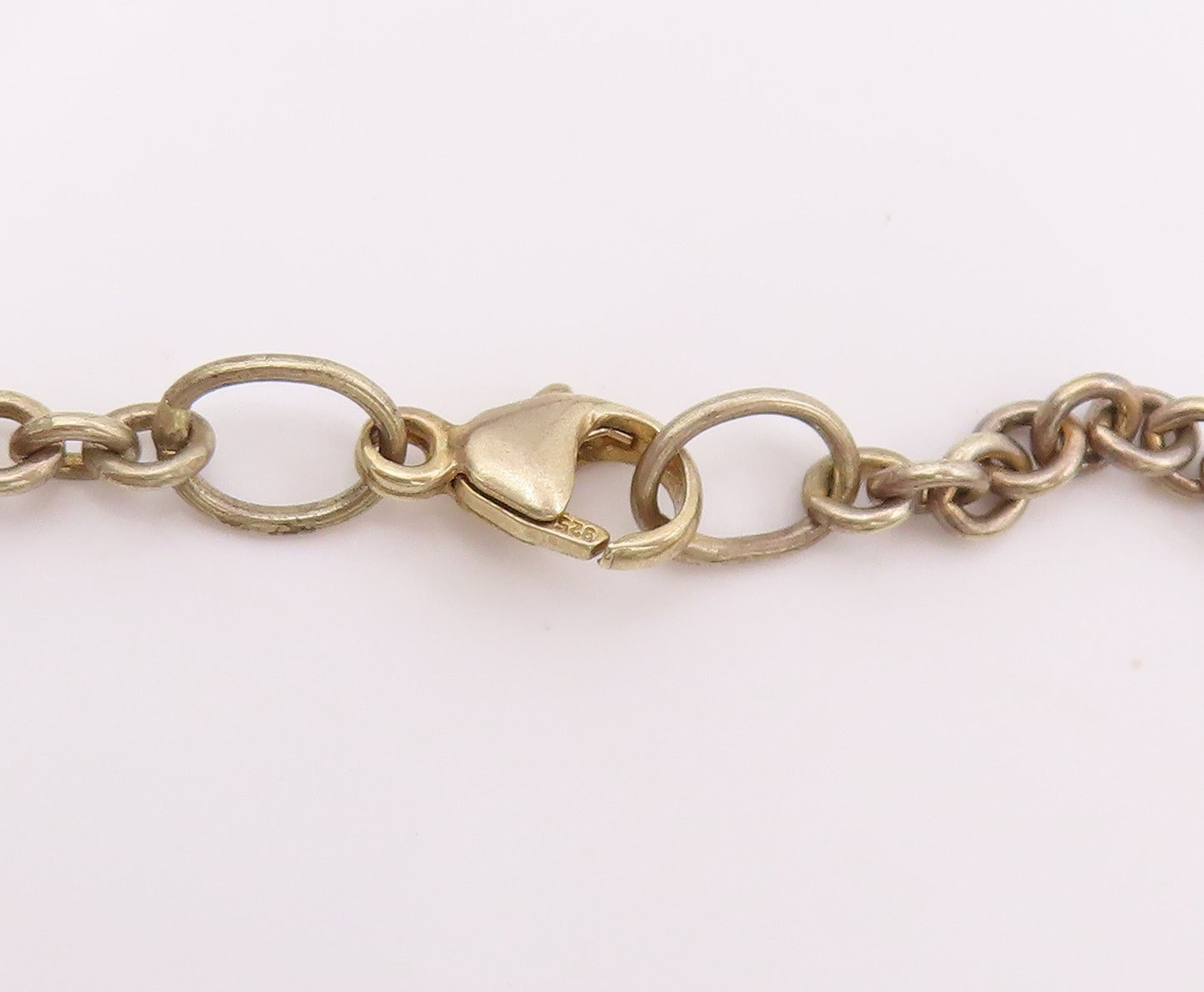 925 Sterling Silver Vintage Necklace Intricate Openwork Disc Long Chain  NE4717