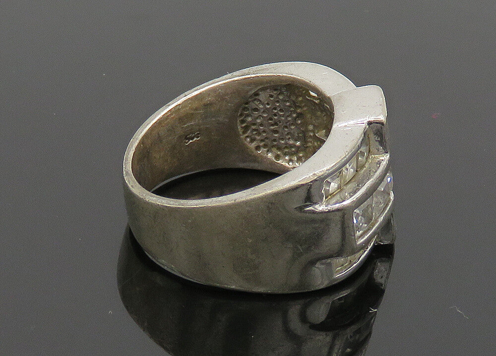 925 Sterling Silver  Vintage Cubic Zirconia Cross Band Ring Sz 8.5  RG20152