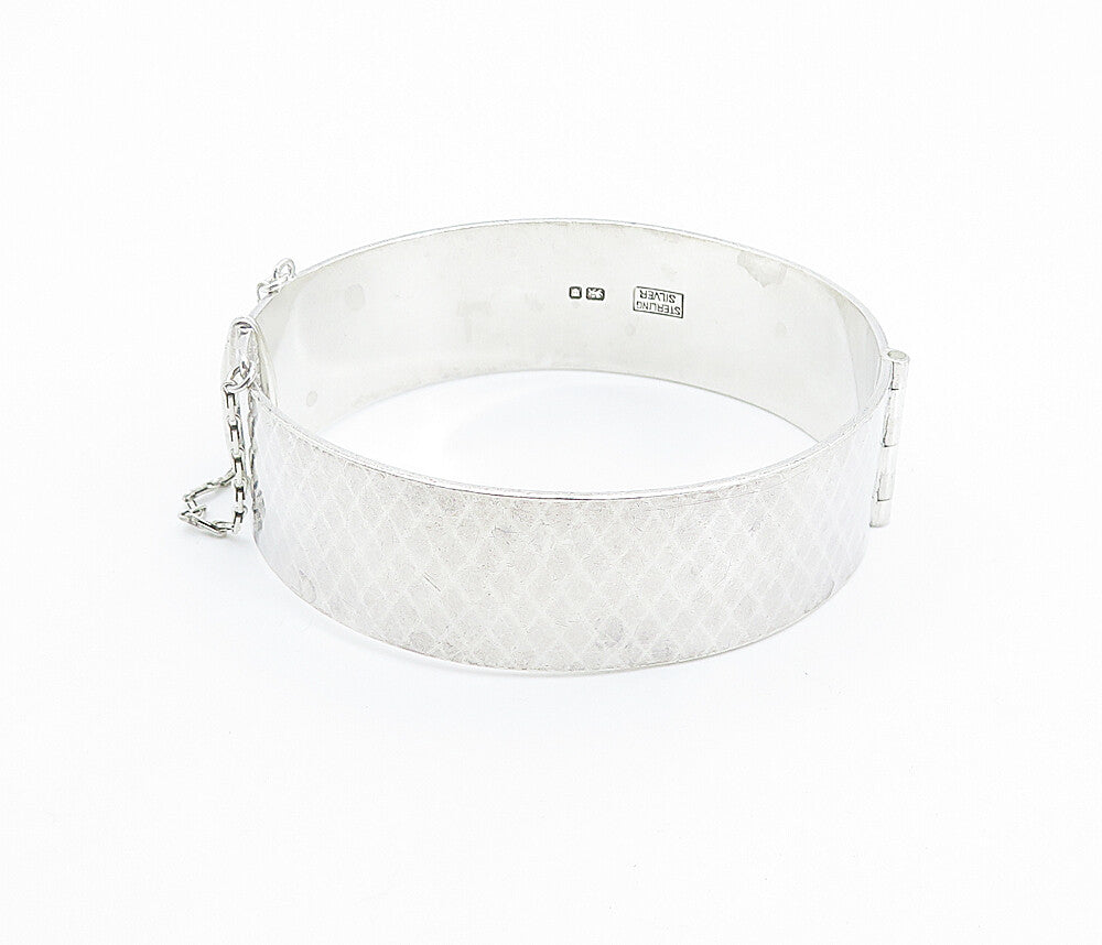 ENGLAND 925 Sterling Silver  Vintage Diamond Pattern Bangle Bracelet  BT3339