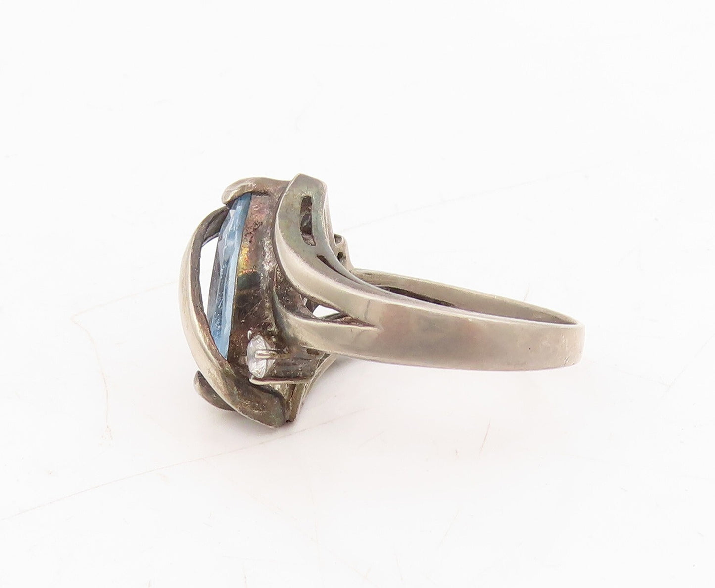 925 Sterling Silver Vintage Ring  Designer Cut 2 Tone Topaz  Sz 6  RG31722