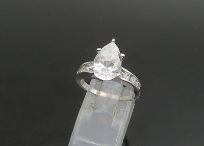 925 Sterling Silver   Vintage Shiny Cubic Zirconia Solitaire Ring Sz 7 RG23358