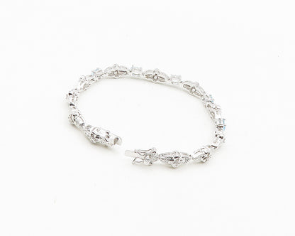 925 Sterling Silver  Genuine Diamond & Blue Topaz Floral Chain Bracelet BT7253