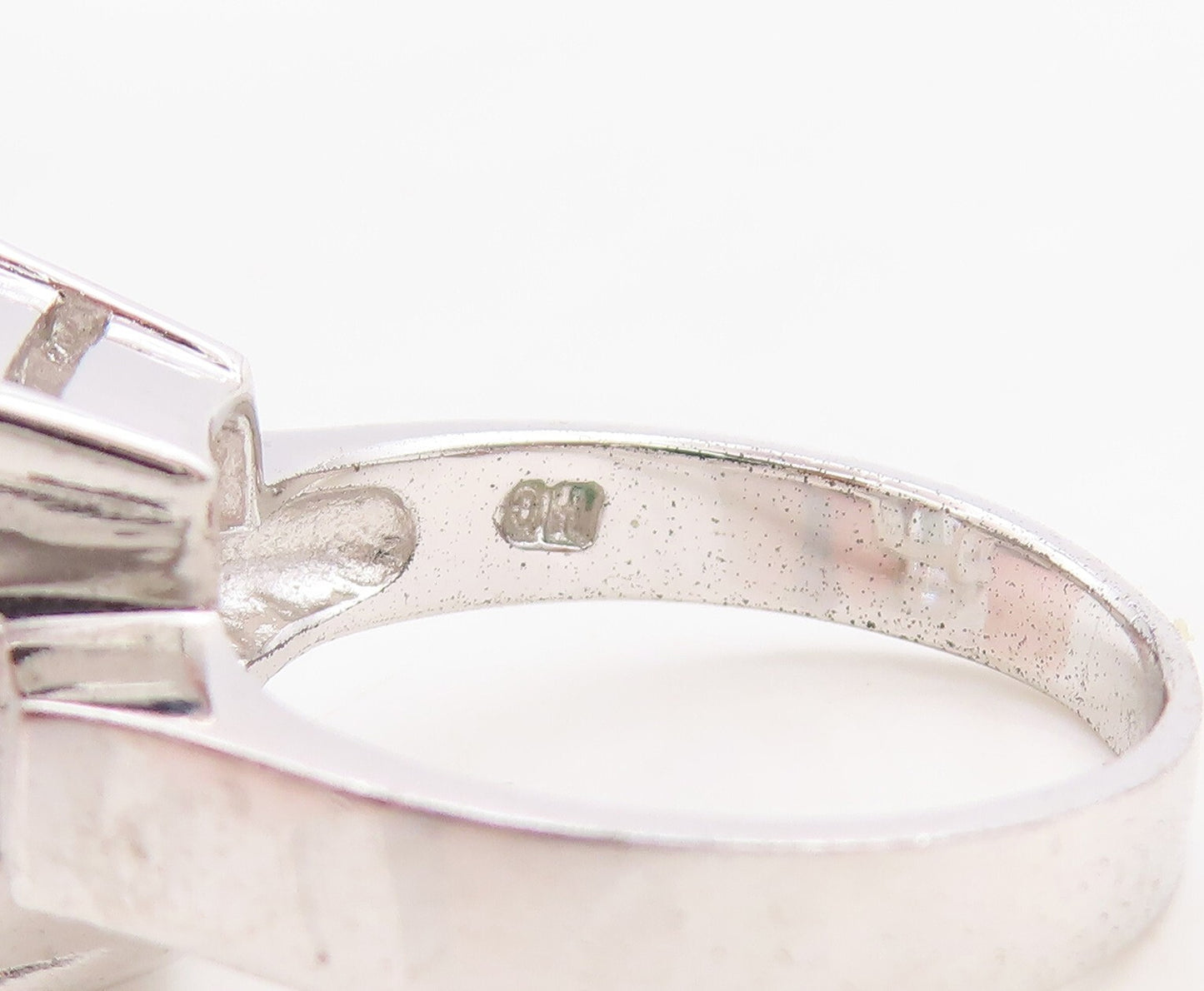 925 Sterling Silver Vintage Ring Minimalist Rectangle Cut CZ  Sz 8  RG31233