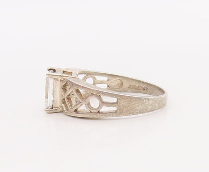 925 Sterling Silver Vintage Ring Net Cutout Neck Square CZ  Sz 9 RG28887