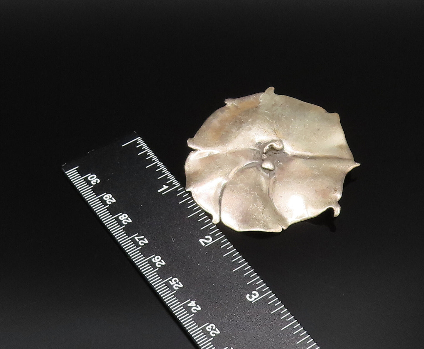 DESIGNER 925 Sterling Silver Vintage Minimalist Flat Flower Brooch Pin BP9982